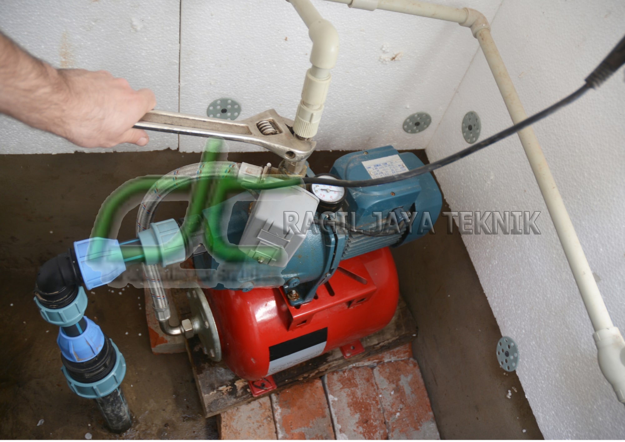 Ragil Jaya Tekhnik - Service Mesin Air dan Water Heater di Tangerang Selatan